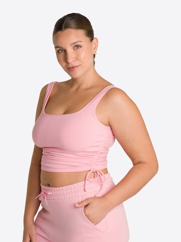 OCEANSAPART Sports Top 'Cameron' in Pink