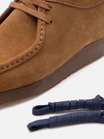 Clarks Originals Mokasini 'Wallabee Cola' | rjava barva