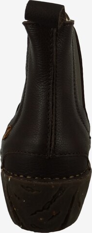 EL NATURALISTA Ankle Boots in Brown