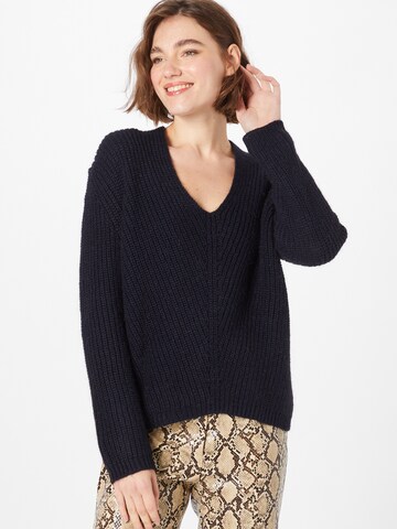 Rich & Royal Sweater in Blue: front