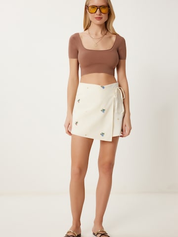 Happiness İstanbul - Falda en beige