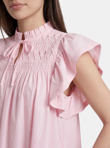 Rochie 'YASLura' de la YAS pe roz
