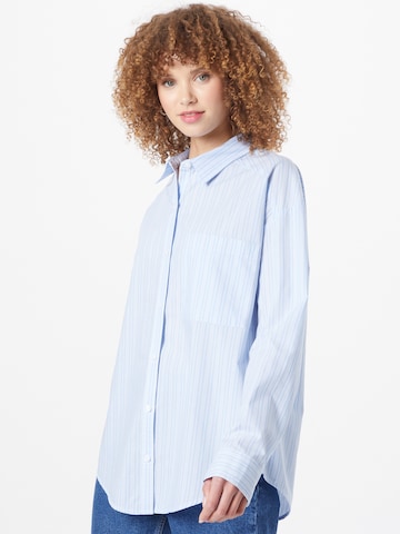 HOLLISTER Blouse in Blue: front