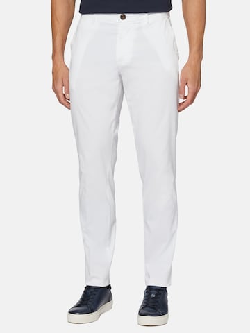 Coupe slim Pantalon chino Boggi Milano en blanc : devant