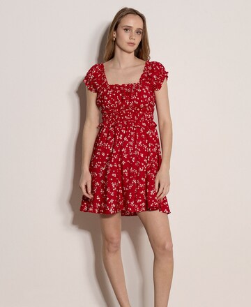 Apricot Jurk ' ' in Rood: voorkant