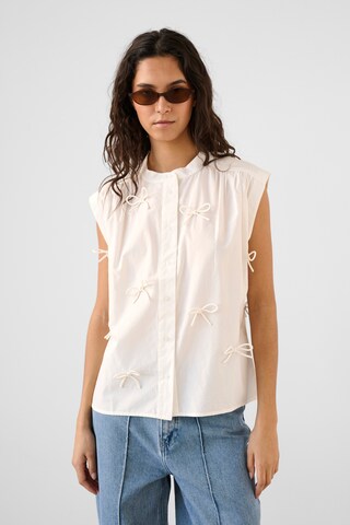 SOAKED IN LUXURY - Blusa 'SLJoa Blanca' em branco: frente