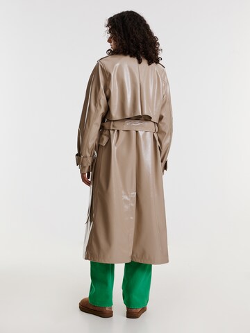 EDITED Between-Seasons Coat 'Yasemin' in Beige