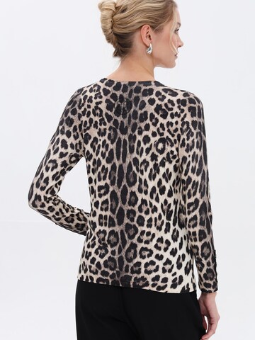 Passioni Sweater 'Rundhalspullover mit Leoprint' in Beige