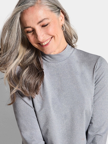 Goldner Shirt in Grau