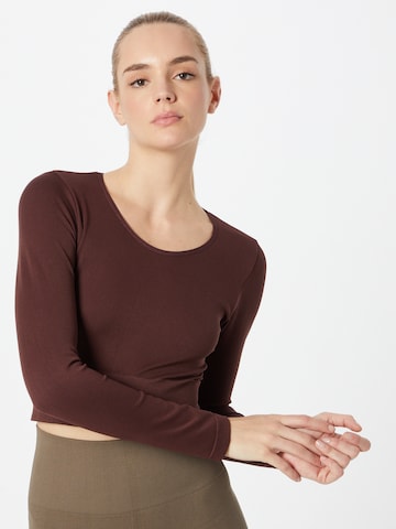 Comfort Studio by Catwalk Junkie Shirt in Bruin: voorkant