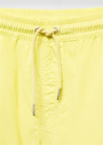 MANGO MAN Regular Board Shorts 'Liso' in Yellow
