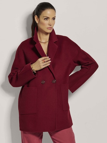 MADELEINE Tussenmantel in Rood: voorkant