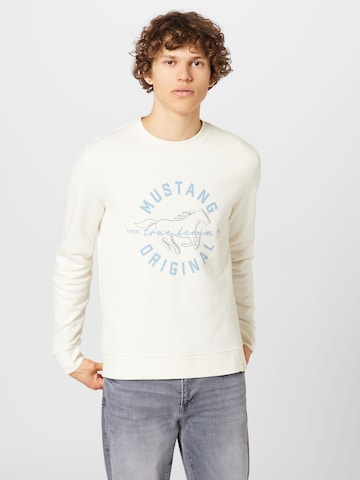 MUSTANG Sweatshirt 'Ben' in Beige: voorkant