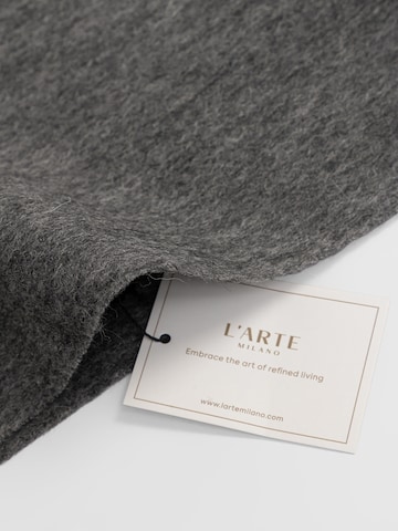 L'Arte Milano Shawl in Grey
