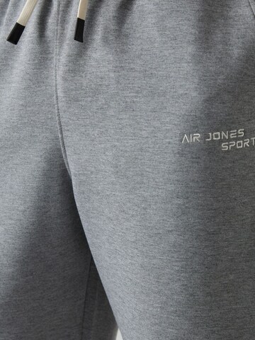 Tommy Life Sports suit in Grey