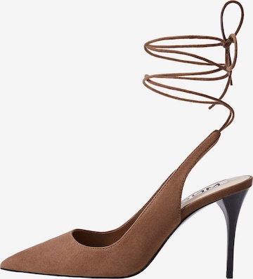 MANGO Slingpumps 'Tirita' in Bruin: voorkant