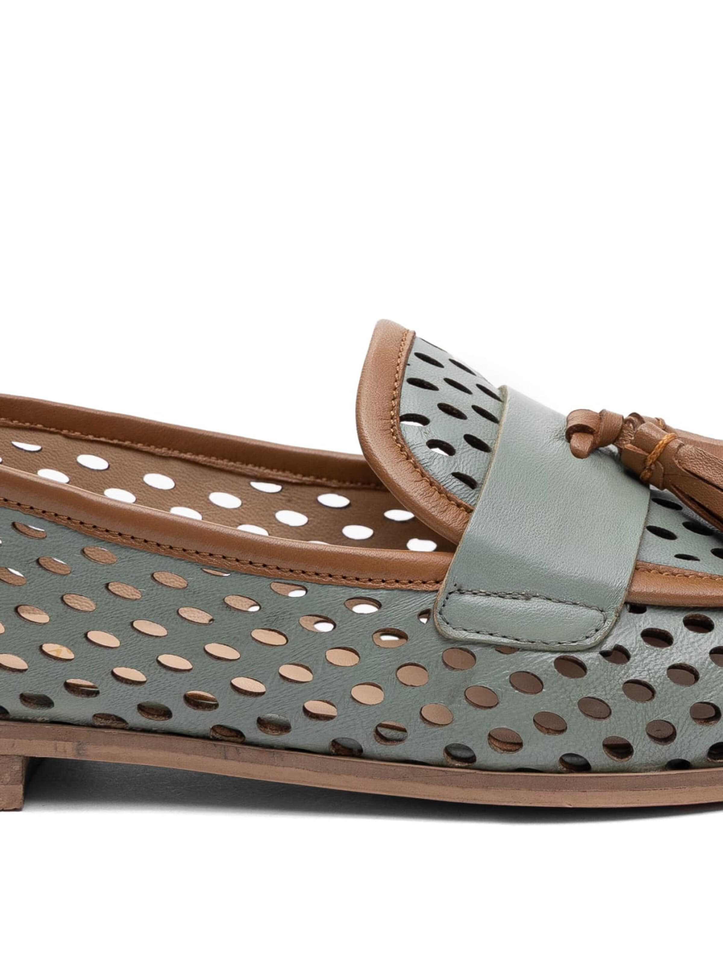 Maciejka Classic Flats in Grey