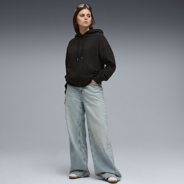 PUMA Sweatshirt in Zwart