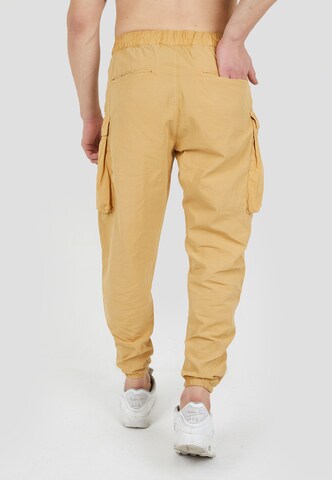 Effilé Pantalon Tom Barron en jaune