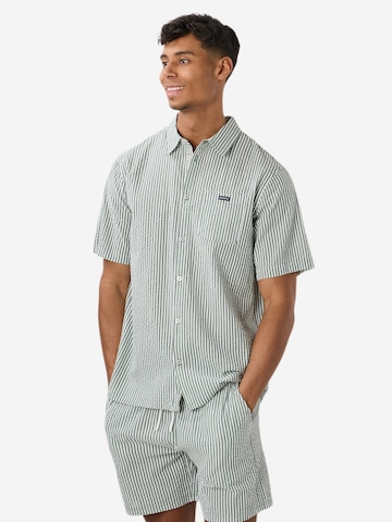 Coupe regular Chemise 'Seersucker' Seaside en vert : devant