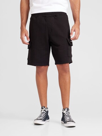 Pegador Regular Shorts 'OTEGA' in Schwarz: Vorderseite