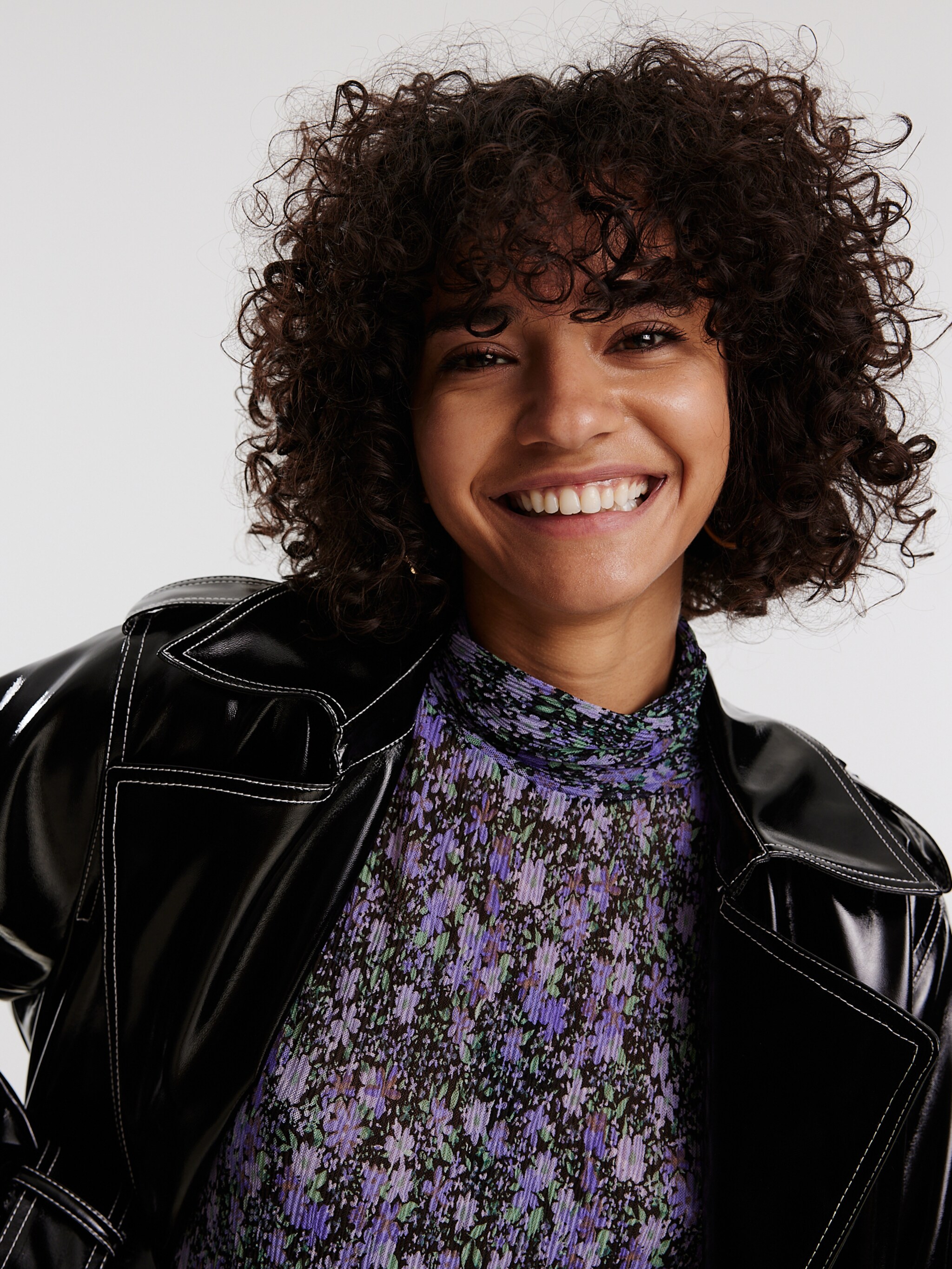 EDITED Produits Manteau mi-saison 'Yasemin' noir