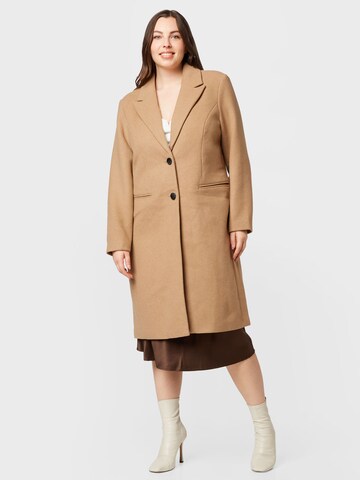 Vero Moda Curve Between-Seasons Coat 'Blaza' in Beige: front