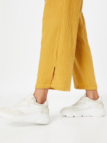 JDY Loose fit Pants 'THEIS' in Yellow