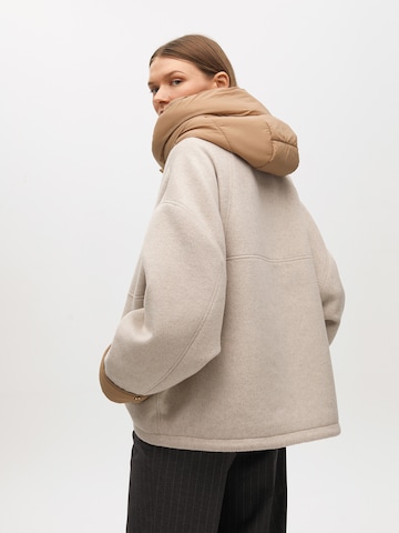 Lola Casademunt - Chaqueta de entretiempo en beige