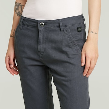 G-STAR Tapered Pants in Grey