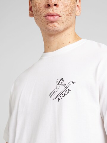 T-Shirt 'Navigation' MAKIA en blanc