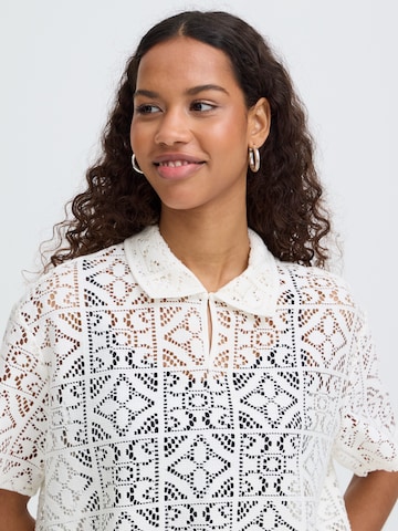 Chemisier 'IHNAIMA' ICHI en blanc