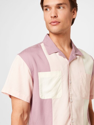 rožinė Obey Standartinis modelis Marškiniai