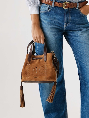 Pepe Jeans Beuteltasche 'MELIA ANGIE' in Braun: Vorderseite