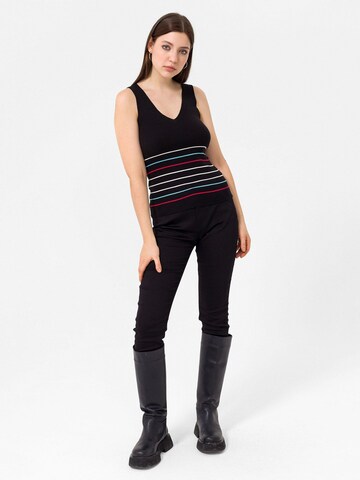 Top in maglia di Dandalo in nero: frontale