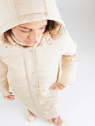 SISTERS POINT Zimní kabát 'DUSTY' – bílá