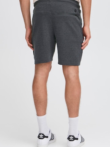 !Solid Regular Trousers 'Gelly' in Grey
