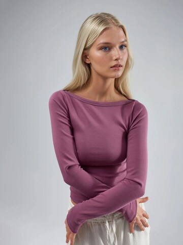 T-shirt Busem en violet