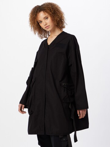 JNBY Between-Season Jacket in Black: front