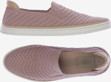 UGG Flats & Loafers in 39 in Pink: front