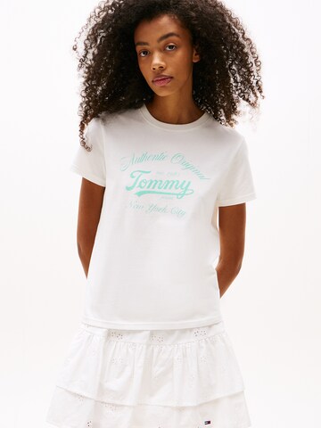 Maglietta 'ESSENTIAL' di Tommy Jeans in bianco: frontale
