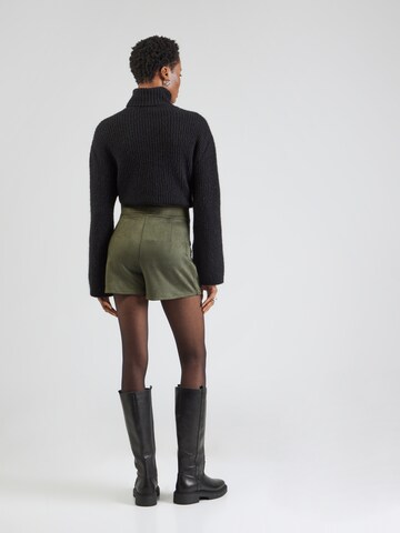 ABOUT YOU Skirt in Green