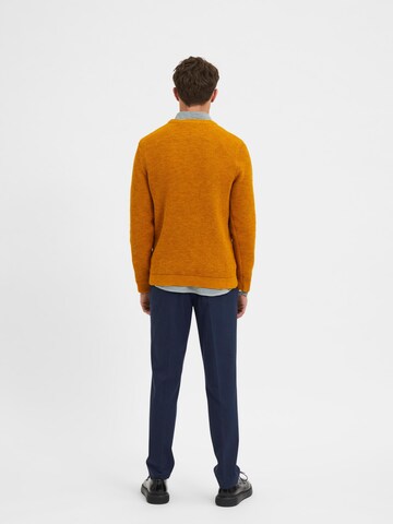 SELECTED HOMME Sweater 'Vince' in Yellow