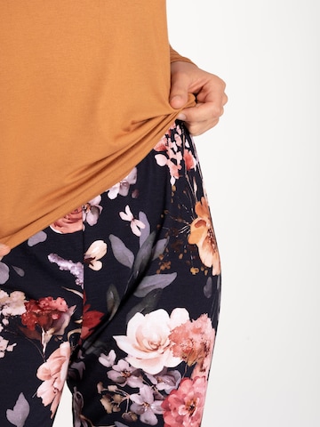 Momenti Per Me Pyjama 'Mari' in Braun