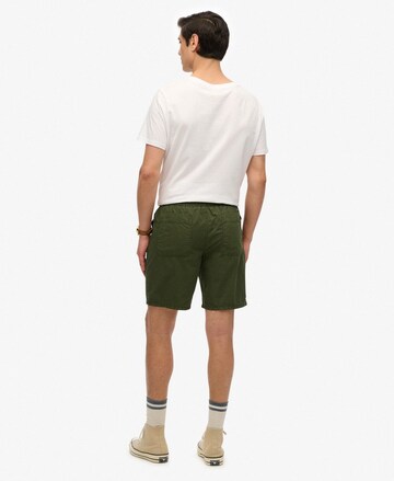 Superdry Regular Broek 'Essentials' in Groen