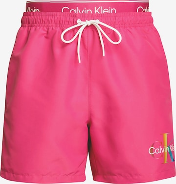 Calvin Klein Swimwear Шорти за плуване 'Pride' в розово: отпред