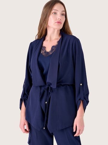 Camomilla Tussenjas in Blauw: voorkant