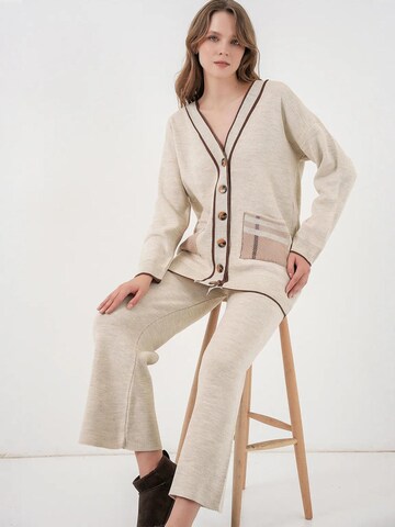 Completo pantalone di Bigdart in beige