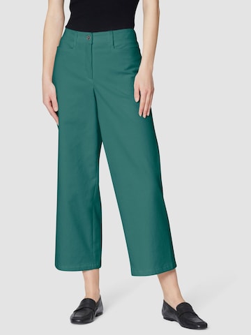 MADELEINE Bootcut Hose in Grün: Vorderseite