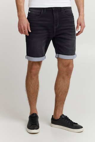 INDICODE JEANS Regular Shorts in Schwarz: predná strana